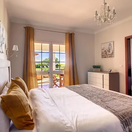 ヴィラ Baradaye By Lovelystay Estreito da Calheta