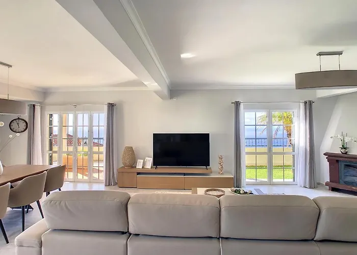 Baradaye By Lovelystay *