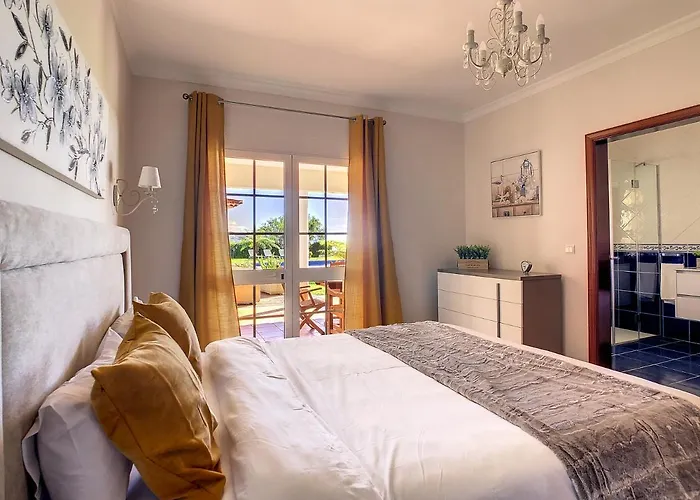 ヴィラ Baradaye By Lovelystay Estreito da Calheta