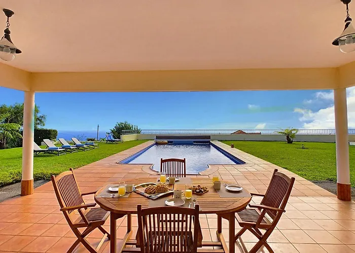 ヴィラ Baradaye By Lovelystay Estreito da Calheta